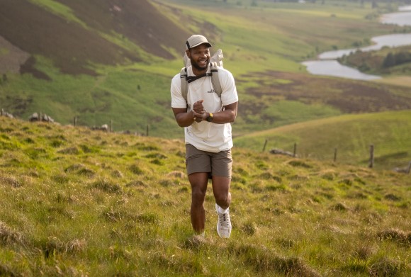 Aktionsbild 2 Joshua Adeyemi